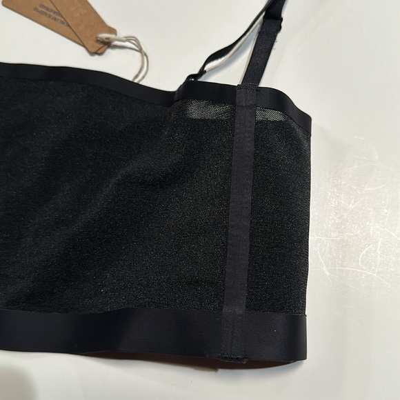 SKIMS Powermesh Bandeau Bralette In Onyx - Picture 12 of 12